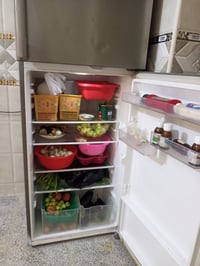 ثلاجه للبيع سعر 125 شغاله وخير من لله رقم الهاتف 07712820726