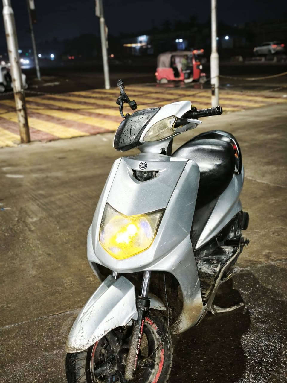 سلام عليكم اخوان سكنس نثية 140🏍
شغالة سلف وهندر نص نكرة
 كهربائيات 💡 كولهة شغالة من الايت للبكلايت 
كلجات رياضي
 تخم تايرات جديد
 الدراج مفتوحة فقط تفيلس مامجفتة 
العنوان الشعب السريدات
للتواصل : *********** متوفر واتساب وخاص 📲
السعر : 450 وبي مجال بصيط
