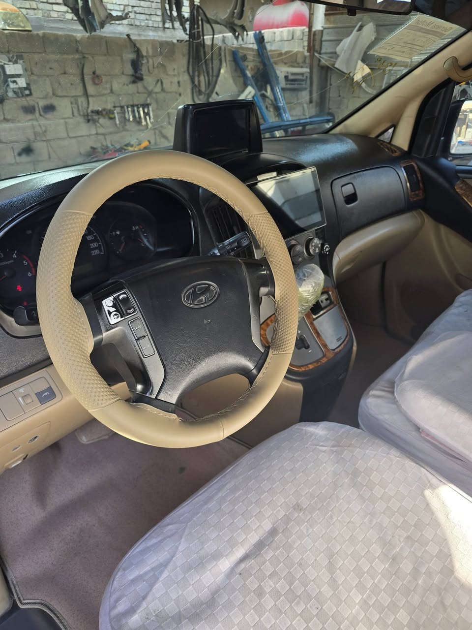 للبيع 2016 مفتوح محور مسكر كفاله عامه عدا شبر بلجنطه محرك سورنتو جاهزه ع اخر حبايه السعر خاص عنوان بصره *********** ماارد خاص اتصل علىالرقمرقم بصره
