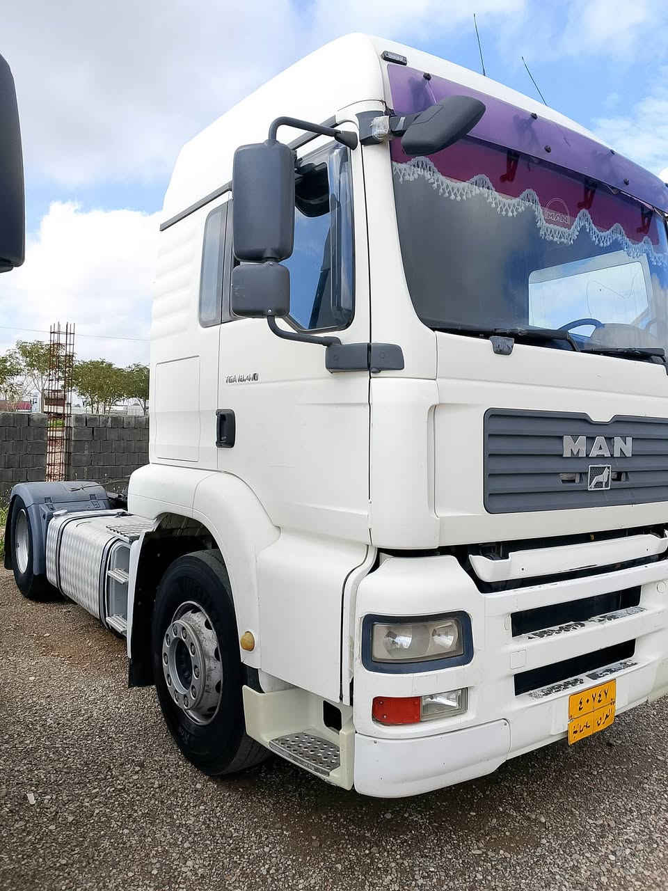 مان مودیل 2001 فول
مواسفات اتوماتیک رتایدەر 
سنویە مربوتە تنکەر تاک تایر تنکر ماموجود مکان کلار سعری ***********
