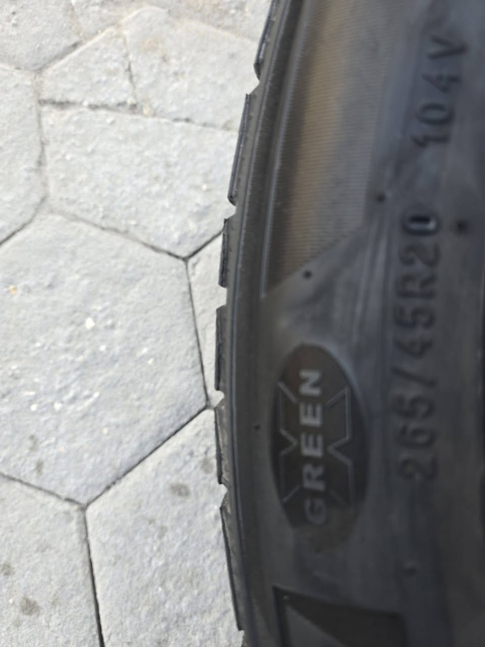 تخم ويل بي ام دبليو m5 اصلي تو سايز بدون تصليح او عواج حجم ٢٠ مع التايرات مشلن نضاف جدا السعر ٤٠٠ دولار العنوان النجف ***********
