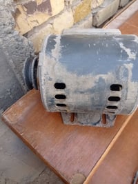 لبيع 07829452110