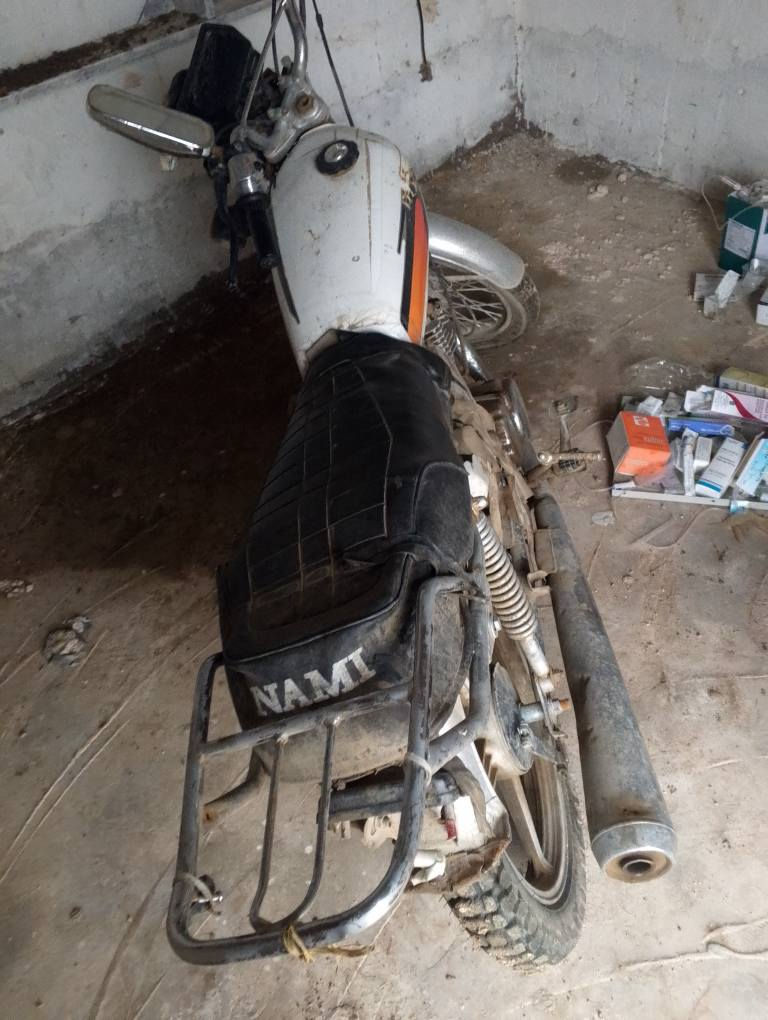 دراجه تايكر 4كير لايت امامي شغال هي شغاله كامله نص هندر تشتغل ترايك بيها للبصره تايرات جدد محركها نضيف كلش سعر250بيها مجال حك جيه عنوان محموديه رقم *********** بغداد, العراق
