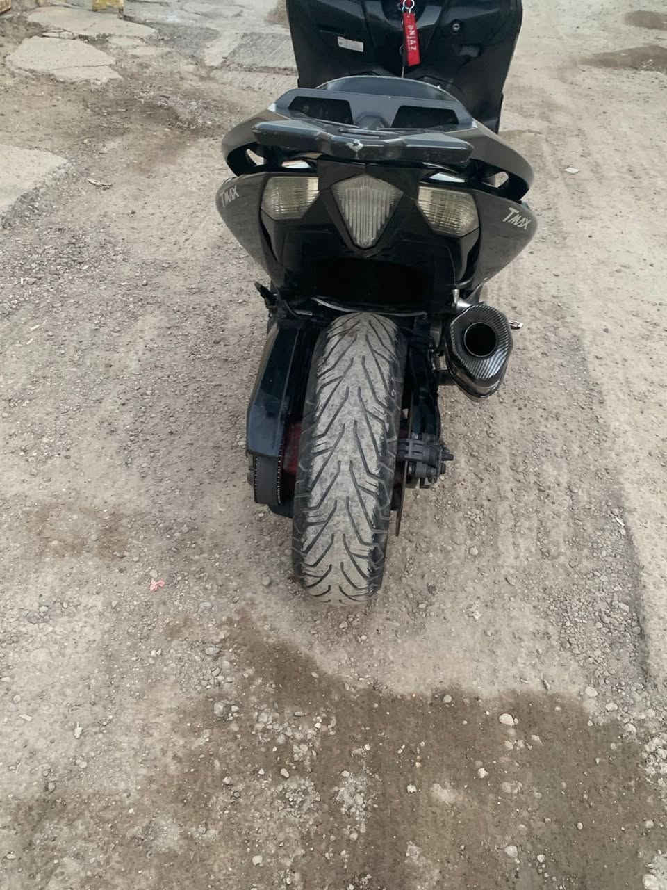 السلام عليكم تيماكس  14
مبدل بيها كرنك 
المكينه لاتنقيص ولا تبخير
دراجه نضيفه واحلى من الصور 
مكانها بغداد
سعره  33 وبيها مجال  والشراي يخابر وسهله 
مكلف بالنشر رقم صاحبها
 
***********
