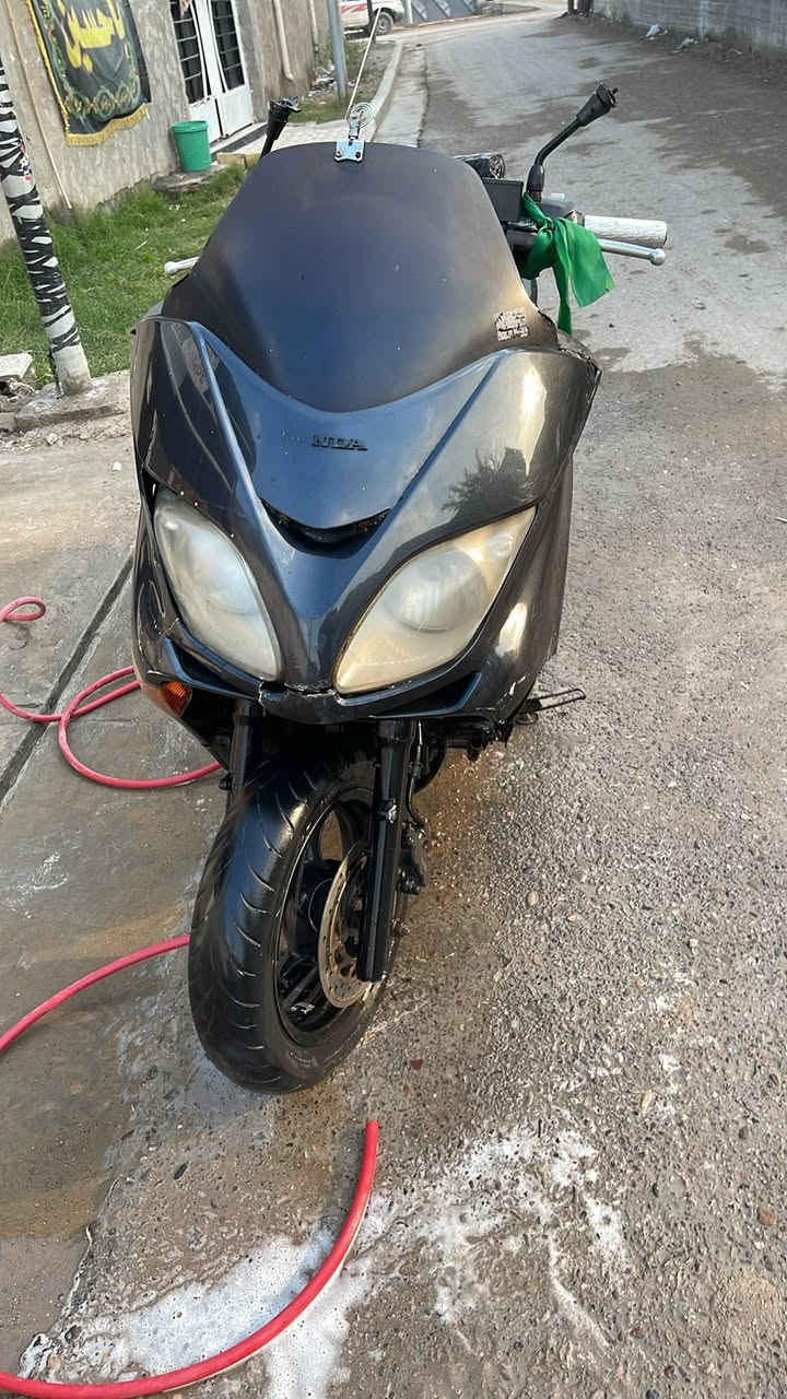 يا الله سلام عليكم خون فورزه 0.9دراجه لا مجفته ولا مفتوحه ولا تنقيص ولا تبخير امانت الله ورسوله لبيع او مراوس بيراني شعدك دزلي وهاذ رقمي ***********+ملاحضه اني كلشي ما عرف بل فورزه
