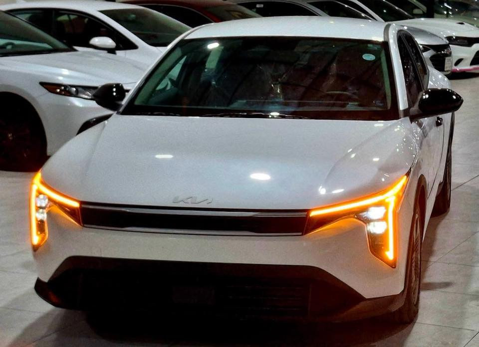 كي 4 حادثه تخريب الباب صبغ والجاملغ بارد بدون ايرباك بدون دعم جديده كلش 9 الف ماشيه ولا كلوب مشتغل كله عل بلاد
ملاحضه / كل غراضهه وياهه اللايت والبك لايت وبقيه التفاصيل كلهن بالصندوق
سعره 163 وبيهه مجال بعده كاتي بسمي تترقم اربيل عنواني بغداد
***********
