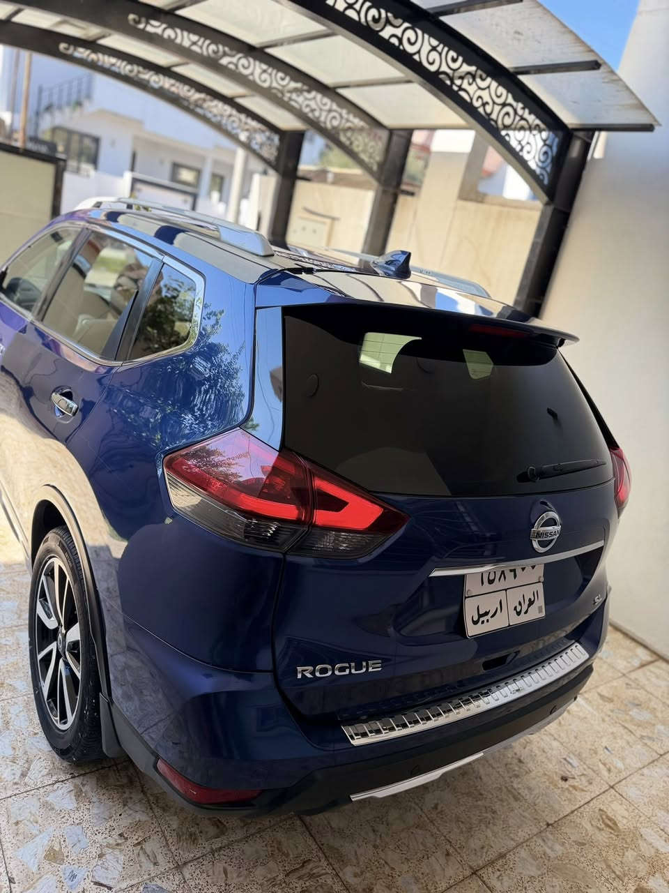 عليكم السلام للبيع 
نيسان روج
SL
فول فول موصفات عده الفتحه
كامره 360 
داخل بيجي
تحكمات استرين
قياده ذاتيه وتحديد مسار
كرس سرعه
كشنات كهرباء + هيتر +تفعيل وضع حسب حجم السائق 
تشغيل عن بعد + بصمه
يحي سماعه كبيره في الصندق
كشنات تدفئه تبريد
استيرن هيتر
نظام ايكو + اسبورت
كشنات جلد
5 كامرات
ويل كروم امطعم بسود
ضرر السياره بونيد جاملغ صبغ
وجاملغ السكن تعديل بارد
باب خلف السايق تعديل بارد بسيط
كير محرك بشرط ما مفتوحات
كهربائات هم شرط 
رقم اربيل تحويل ثاني يوم
سعره 141وبي مجال للشراي
مكاني كركوك
للستفسار
***********
