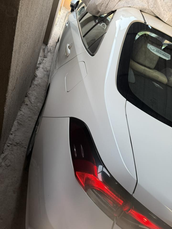 سلام عليكم كورلا 2024ساز اصل بانزين فقط ماشي ٧٠ سياره بل جيس حساس امامي خلفي وفتحه محرك1800 دواخل بل كارتون رقم أربيل هزة جديدة بس طخه جاملغ خلفي مكان صغير وتوحد لون الجاملغ وباب متعيره بدون دواخل بدون أي شي المكان البياع 
175$وبيه مجال  ***********
