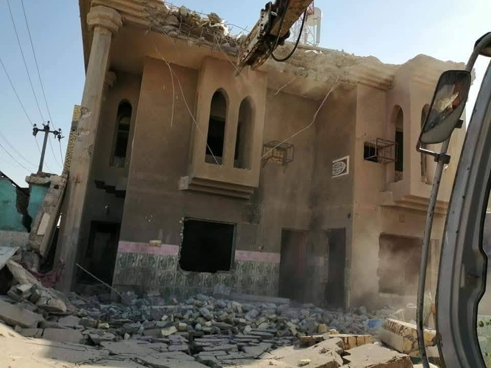 السلام عليكم تم وبحمد الله اكمال تفليش  وقلع القطعه ودفنها بلسبيس وحدلها في حي سومر  ومستعدون معكم لدفن البتلوات لتفليش  الدور والمباني وحفر القطع ودفنها وتجهيز بلحصو والرمل والسبيس والطابوك وبأشراف ارقه المهندسين العمل فول مواصفات واسعارنا تنافسيا  استفساراتصال ***********
