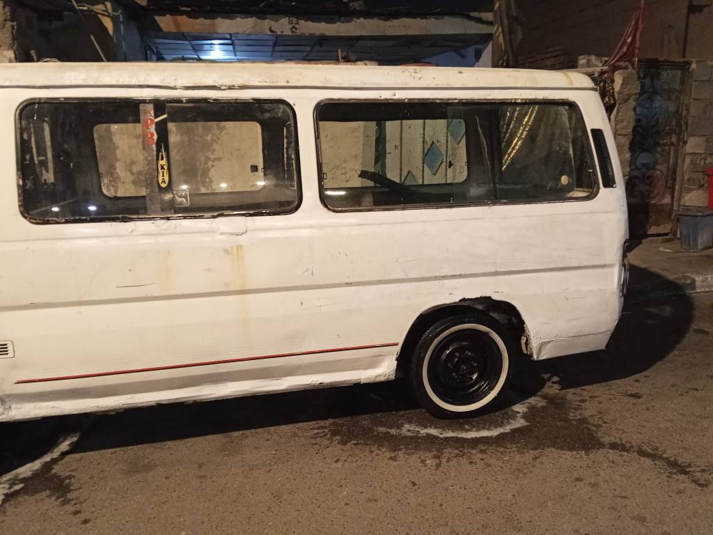 يا الله السلام عليكم سياره البيع كيه الموديل 1993مكينه وكير ونجي خير من الله حداد حلوه كهربائية نص ونص يشتقلن سياره خير من الله عوزه ترتيب العلوان البصرة حي المهندسين السعر 18وبيه مجال رقم الهاتف *********** البصرة, العراق
