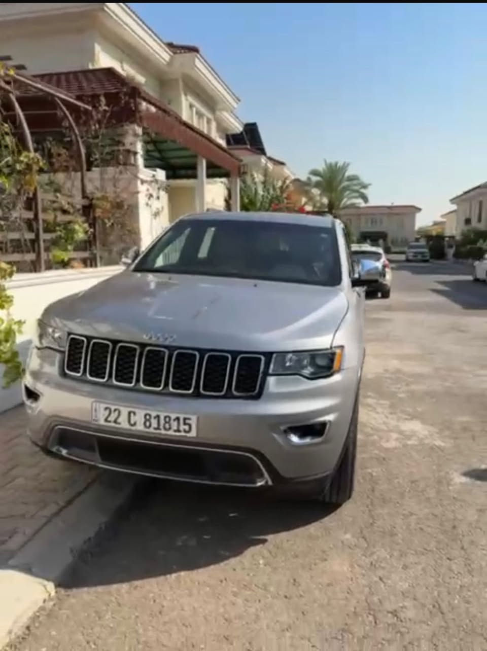 السلام عليكم جيب موديل 21 امريكي
مواصفات - فول فول كشنات كهرباء كشنات جلد تدفئه كشنات تدفئه استيرن سلايت تحديد مسار اوتو بارك فول فول مواصفات و باقي المواصفات المعروفة 
الضرر - بابين مبدل بلادي السكن فقط
المسافه المقطوعه -58،000 ميل 
رقم اربيل بأسمي تحويل 
للاستفسار الاتصال : ‭٠٧٨٣ ٨٦٤ ١١٨١‬
صور مواضحة السيارة بالحقيقة بعد احلى 
السعر المطلوب 255 وبيها مجال قليل جدا
