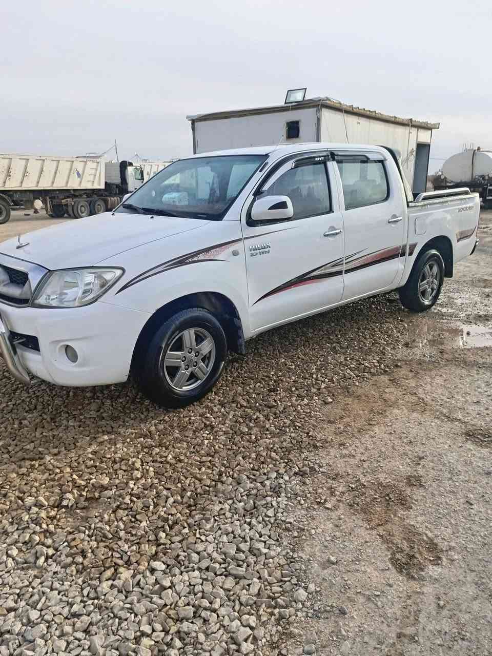 السلام عليكم فلونزا 9 مثني بسمي وهزة جديدة شاصي 12 سعودي تبريد حداديه تخم تاير محرك كير اكسن بيها تبديل جاملغ السعر 135 شراي ***********
