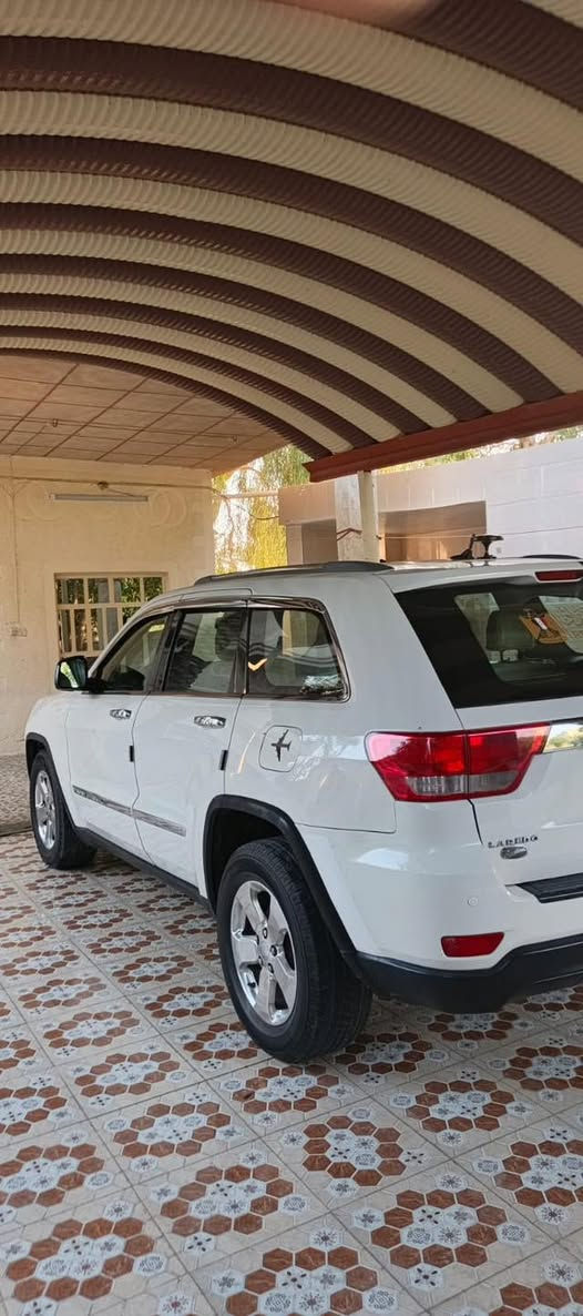 يالله
اسلام عليكم بيع مستعجل جيب شيروكي موديل 2012. أمريكي سنويةصادرة  2024 بسمي رقم بغداد  بيهة تقرير امريكة أو سونار مرفق بلمنشور
بس الصندوك مفتوح أو مشدود نفسة 
نص فول كامرة خلفي 
قطعتين تبريد 
مكينة 6 /3600.   كير أو مكينة كفالة

صدر امامي خلفي إدامة كاملة تخم تاير جديد 
مواصفات واضحة أو معروفة كشر نضيف بدون اشخوط  مكفولة من الصبغ والضرر 
 مكفول حتة الدعاميات ابلادي أو مكفولات
السعر 180
 اديالى الخالص
هاتف ‏***********‏
