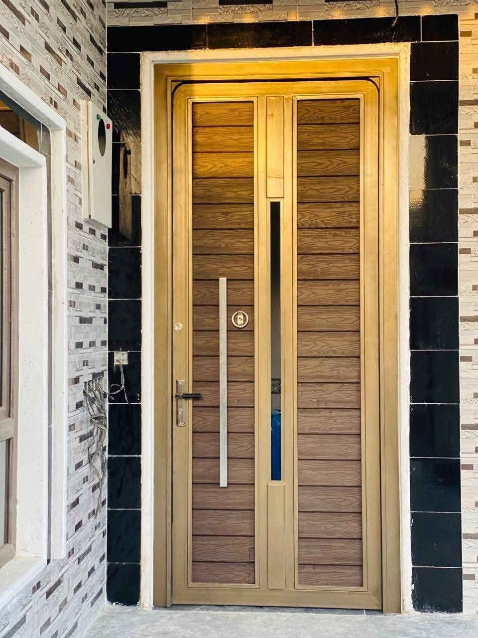 حداده متجوله  بوب شبابيك محجرات (قمريات سندويج  جينكو كيسبان ) كرفانات  ‭٠٧٧٢ ٧٨١ ٥٨٥٧‬
