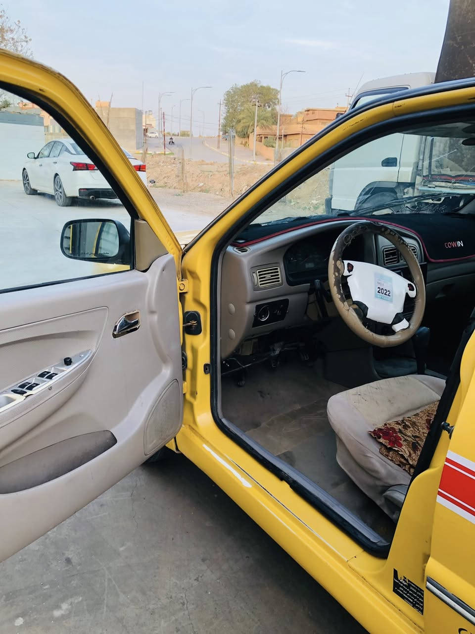 سلام عليكم
شيري موديل ٢٠٠٩ مكينة يارس وكير كفاله وصدر جديد 

كهربائيات كامل 

سيارة نضيفه 
مكاني خانقين 
شراي خابر
***********
