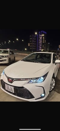 اخوان للبيع تيوتا كورلا 2025 وارد صيني حره رقم بغداد باسمي شخصيا السيا...