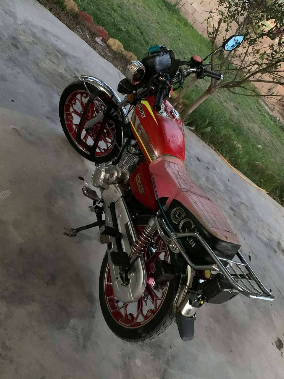 سيفان موديل 24 اوراق اصولي جاهزه ٦٠٠ وببهه مجال عنوان الحصوه ***********
