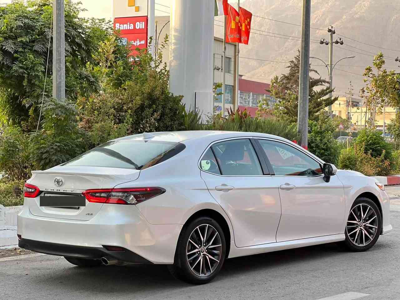 بەناوی خودای گەورە
Toyota camre 2022 XLE 
*********** Vibar whats app  
تۆیۆتا کامری ٢٠٢٢ xle
رەنگی سپی سەدەف مواسەفاتی xle فولی بی پانۆڕاما سەیارەکە رەقەم یەک جوان و پاکە کوشن جلد هیتەر شاشە گەورە ڕادار تەحدیل سورحە 
ئەوتۆ فول لایت لید 
بریک بەسمە شەخال ئەوتۆ هۆڵد  
سێ مود لخوڕین ئیکۆ نۆرمال سپۆرت
بەردی گزۆز ڕادار هەمووشتێکی بەشەرت موبایل جارج فول فول مواسەفات هەموو گیانی بەشەرت سەیارەکە زۆر پاک و لۆک ماوەتەوە
٨٢ مایل ڕۆشتووە
سەیارەکە دوپارچەی بۆیاخە بۆنت و چەمەلاخی لای سەکن بەبی ناو بی ئەرباگ شانسی بەشەرت
گیر مەکینە کارەبای تومدو تۆڵی هەموو گیانی بەشەرت سەیارەکە رەقەم یەک جوان و پاکە بەشەرتی وەکالە و بەناو کردن ڕەقەم هەولیر
ناونیشان ڕانیە
***********
***********فایبەر وەتس ئەپ رانية, السليمانية
