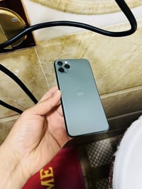 آيفون ١١ برو ماكس • ٢٥٦ • بطارية ١٠٠