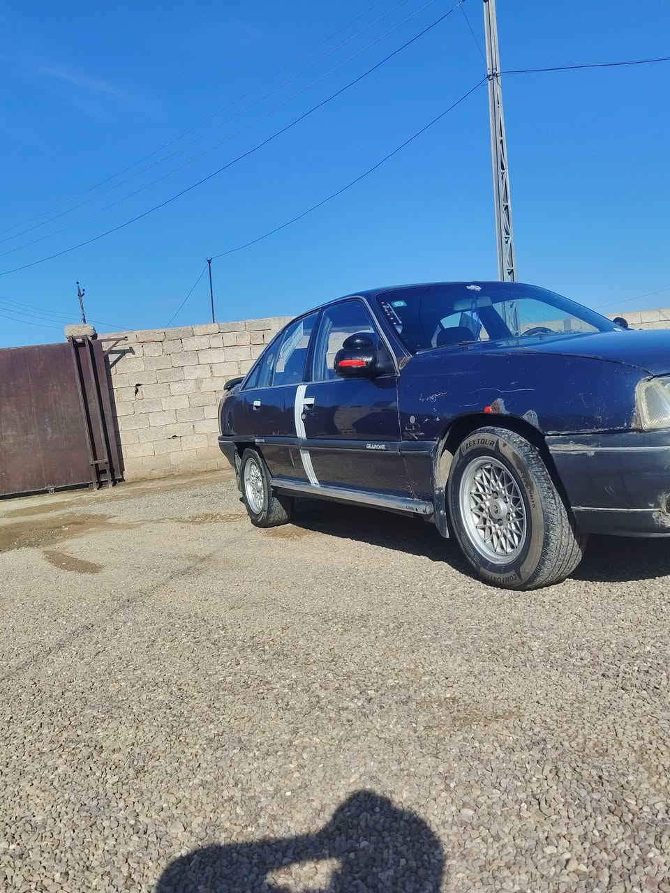 السلام عليكم
اوبل اوميكا للبيع
كير و محرك و صدر شرط
رقم صلاح الدين 
السعر 30 و بيها مجال 
رقم الهاتف ***********
