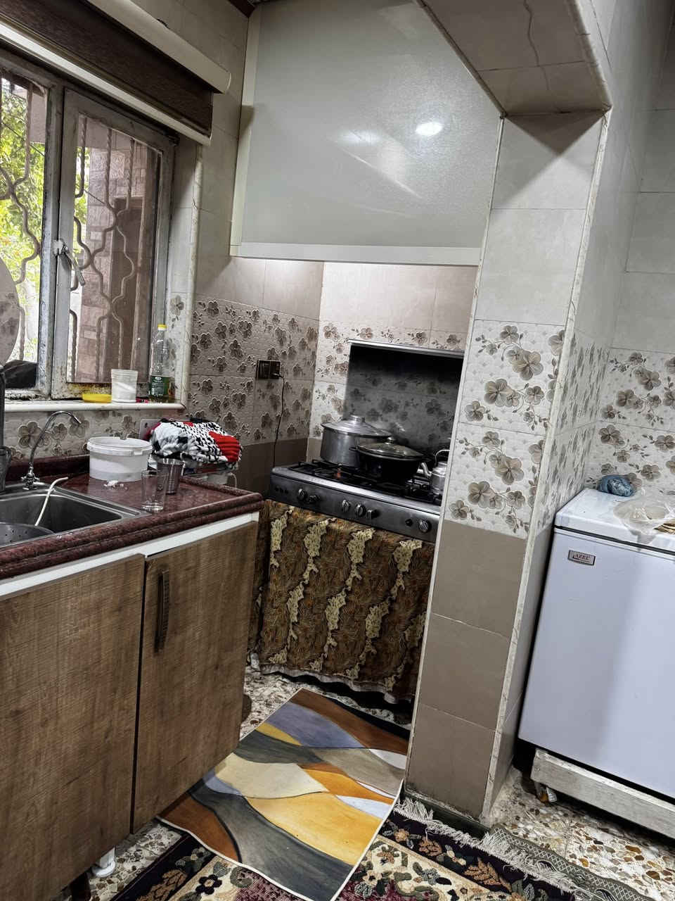 دارللبيع طابو زراعي سند (25)
المساحة 400 متر 
الموقع / حي الميثاق قرب البوابه مدخل ابي غرق يبعد عن شارع حله كربلاء 300 متر 
يحتوي على غرفتين نوم واستقبال و مطبخ صحيات داخليه وخارجيه كراج كبير وحديقه اماميه وجانبيه 
بناء طابوق صب كونكريت 
للاستفسار عن السعر 

***********
#الواثق_للعقار 
مستعدون للأعلان عن كافة عروضكم العقارية مجاناً
