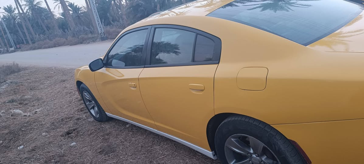 السلام عليكم جارجر للبيع الضرر جاملغ وبنيد وبيبان ثنين/ سياره فول مواصفات السعر 227وبيه مجال قليل موديل 21 اصل للاتصال على رقم ***********
