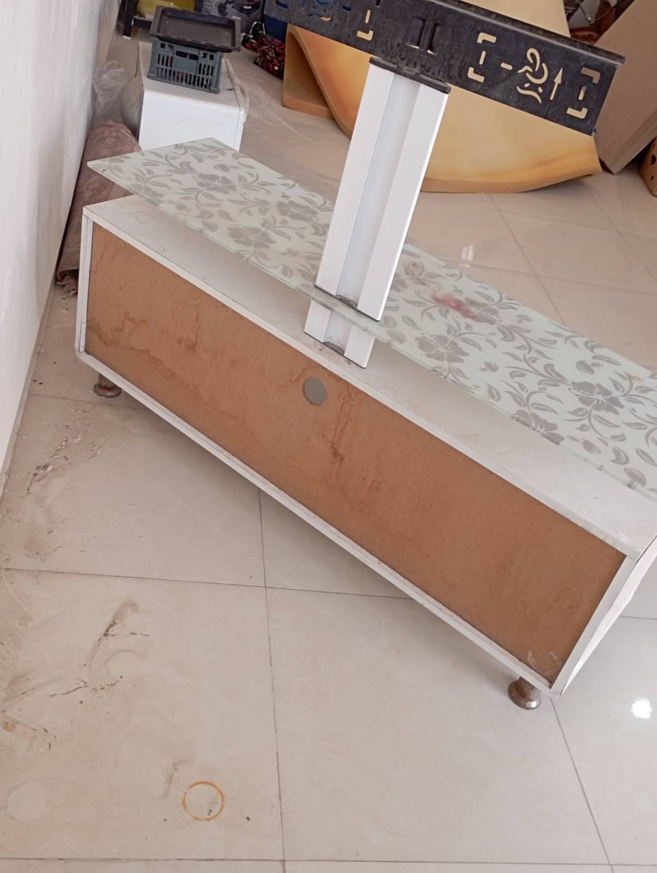 ميز بلازمة للبيع سعر 55 وبيه مجال
مكان حله نادر ٣ للتواصل ***********
