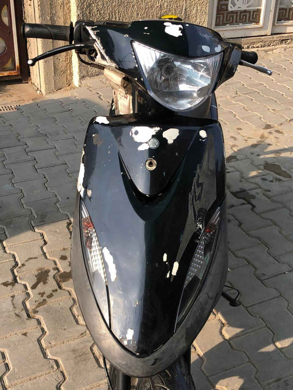 السلام عليكم دراجه ماكس البيع صارلها 20يوم نازله من رمبه مكينه ما مفتوحه درجه كلشي مابيه بس كفرات تعبانه بس مختمه ختم واحد كلهه سعر 950بيهه مجال عنوان بغداد الشالجيه ***********
