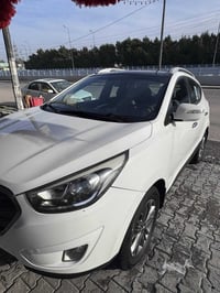 توسان ٢٠١٥ • ماشي ٧٥٠٠٠ • خليجي