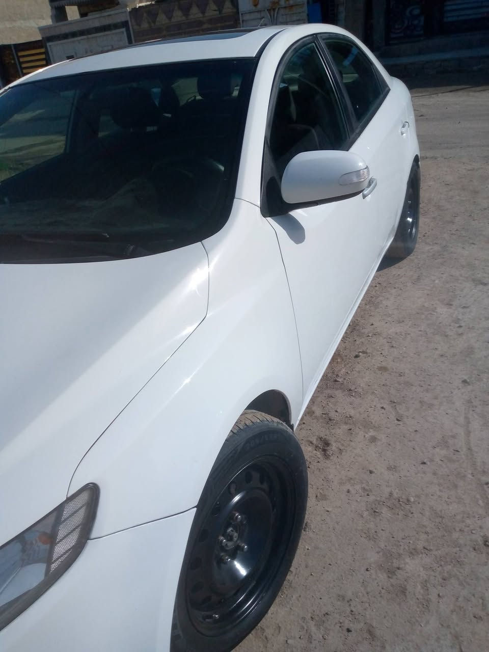 السلام عليكم سيرانتو 2011 خليجيه فول بيها صبغ جاملغ خلفي مكينه كير كله فول سياره جاهزه السعر 95 وبيها مجال بغداد ابو غريب ***********/‏‪***********‬‏
