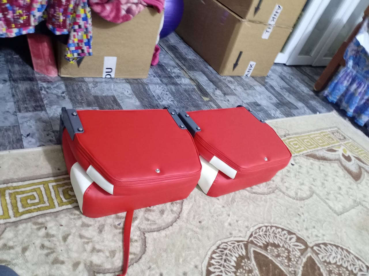 سلام عليكم كشنات هيج شكلهن
قلابات مال باله ثنيهن 75مكاني محموديه
***********
