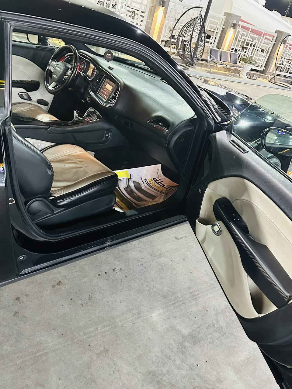 جالنجر 2017 ستة سلندر فور ويل 
فول مواصفات عدى فتحة 
رقم اربيل الجديد عنواني شارع فلسطين
127$ ورقة بيه حادث مرفق مع الصور
وبيها رش صفحتين قمارة صندوك مكفول 
*********** بيع فقط
