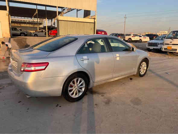 كامري ٢٠١١ امريكي بدون صبغ بدون تعديل
رقم و سنويه جديده لل ٢٠٣٠
سياره جديد
تحويل غرمات بشرط
سعر. ١١٦ ورقه  
مكان سياره قضاء برده رش
رقم موبايل. *********** واتساب اكر
