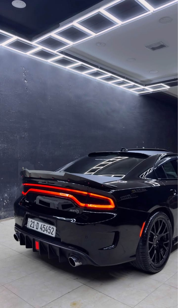 dodge charger 
2020 RT pluse
سلاید شاشە گەورە كوشین شامۆ بیلاد كوشین سارد و گەرم سوپەر تراك باك كوشین خەزن 
ڕۆیشتن ٧٩میل 
گێڕ مەكینە ئەكسل بەردی گزۆز تاخم پێش و پشتی بەشەرت 
بۆیاغ ٤ پارچە بەبێ ئێرباگ 
ڕەقەم سەنەوی نوێیە تحویل بەشەرت 
شوێن سلێمانی 
ڕەقەم و واتساب *********** أربيل, العراق
