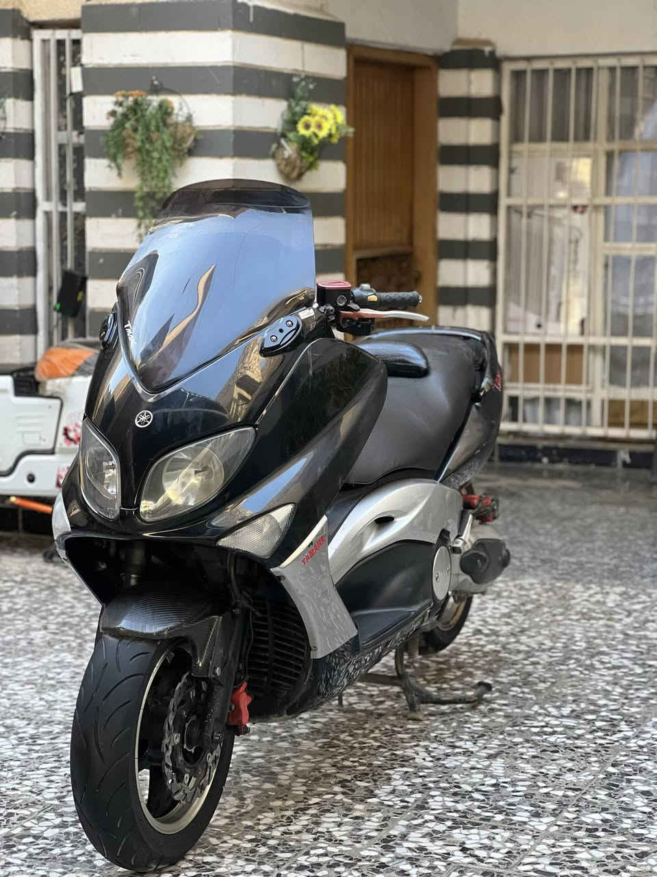 السلام عليكم تيماكس نوزل 2008 نازله من كلشي وكلاشي فجوج حمر دشبول احمر   دراجه عله ايدي ممتعوبه صالصنه اوفر اصليه جاملغ امامي كاربون فايبر سعر 22 ورقه *********** بغداد حي البنوك
