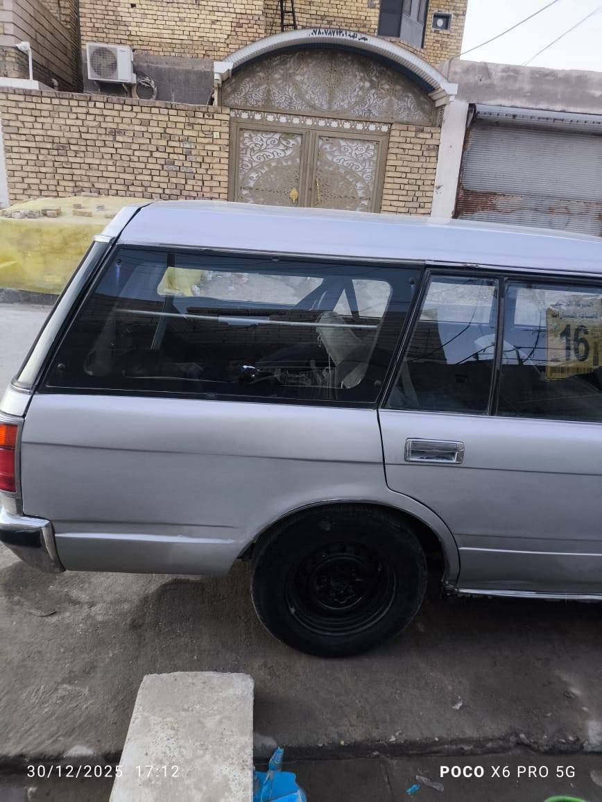 كراون 94 سيارة جاهزه بمعنى الكلمة كلشي جديد شاد اله السيارة مال جناي  سستم كامل جديد دشبول وبطاين جدد تخم تاير باتري جدد وتوني شادهن حداديه كله توني مبدله ع ايدي ومن وره ورك السيارة السعر 65 وبيه مجال 
غير متواجد ع النت وهذا رقمي ***********
