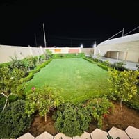 يوجد فلاح تنضيف حدائق وتجهيزات كامله ارجو من الاخوه رفع المنشور مع تحي...