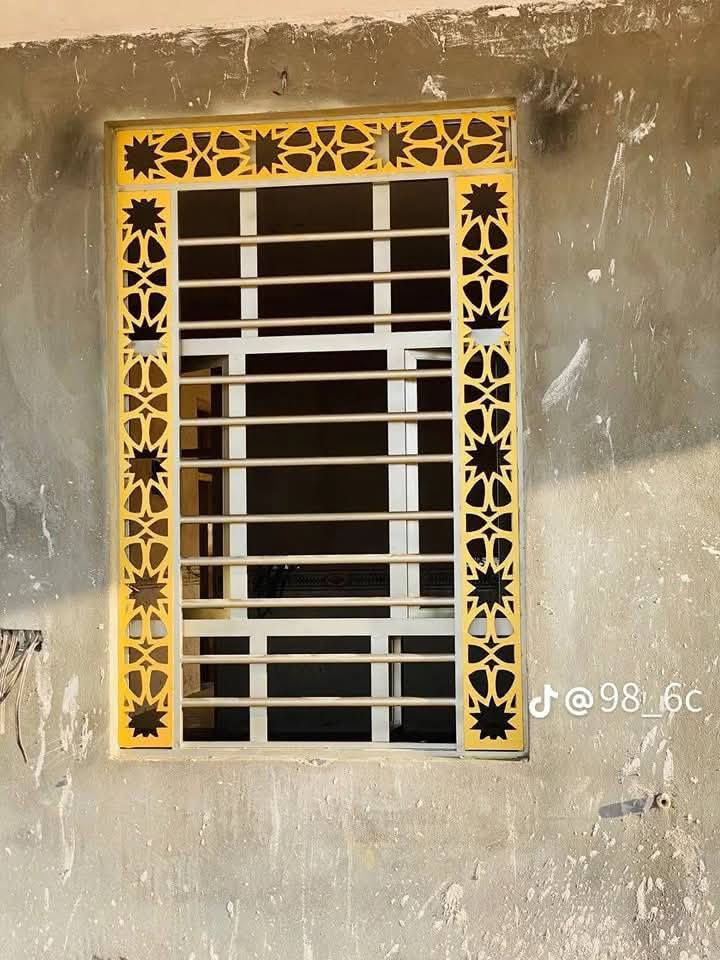 السلام عليكم صبغ شبابيك وشد جام شغل درجة وإلى بغداد وطراف بغداد تصل عل رقم ‏‪***********‬‏
