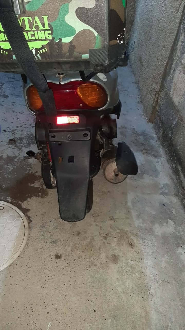 دراجه ماكس قجمه ممفتوح المحرك نظيفه مراوس بدراجه شحن R9 مدينة الصدر واذا بيع هم ابيع *********** وين متريد روح بيههه سلف وهندر دراجه كامله من كلشي ومكفوله وات ساب
