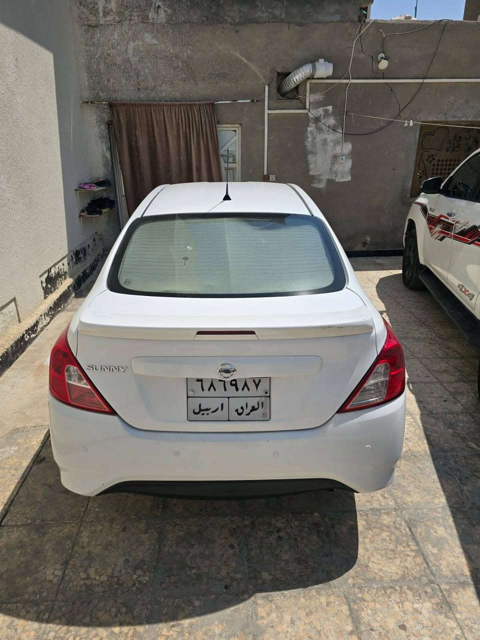 نيسان صني ٢٠٢٢ اربيل سنويه بدايه شهر ١٢ تنتهي السياره ماشيه ٦٥ الف تبريد ثلج تايرات جدد مكينه كير مكفوله بالنسبه للبدي بيه باردات بسيطه جدا والباب الخلف العبري نص من عنده مصبوغ وقليل من الداير السعر ١٠٠ العنوان البصره التنومه حي الجواديين الهاتف *********** البصرة, العراق
