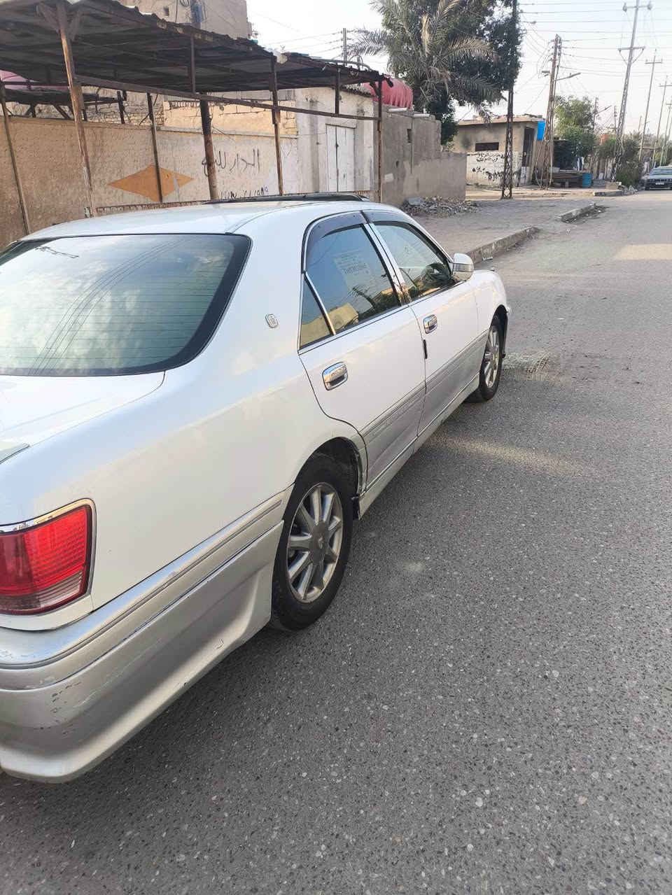 سلام عليكم سيارة ملكة (جنون)موديل 2000 مكفولة اصوليات وكير ومكينة بيها صبغ قمارة والسيارة بيها سستم كامل رقمها بابل بأسمي سنوية منتهية مكان السيارة البصرة ابو الخصيب السعر 115 وبيها مجال
رقم التلفون ‭0783 213 6200‬ الزبير, البصرة
