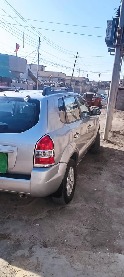 سلام عليكم توسان 2009 خليج مكينة 2000 بسمنه السيارة صبغ عام عنوان بغداد جاهزه من كلشي كل نقص ماكو بيع فقط 100 وبية مجال  
*********** بغداد, العراق
