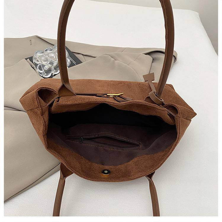 تريد شلعة تريد كمية تريد مفرد كولة موجود وكلمن سعرة


**إذا كنت صاحب هذا الإعلان وتريد حذفه لأي سبب، رجاءا أرسل رسالة إلى الدعم الفني**