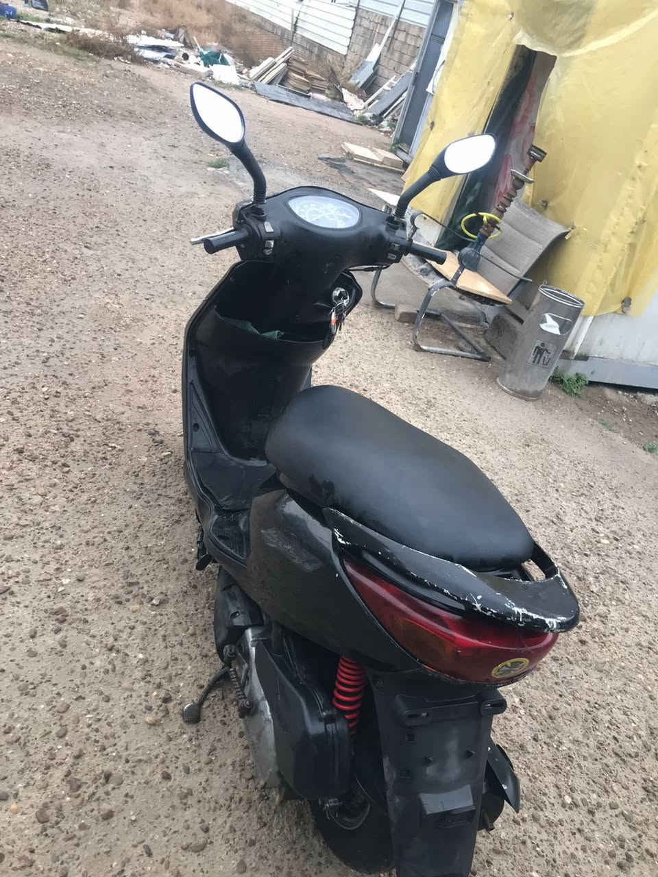 سلام عليكم
دراجه بريز لايت فوك 
ممفتوحه ولا مجفته بيع ومراوس 
مكان بغداد ‏ ‏الجادرية 
سرعة ١٤٠

خاص أو يتصل على رقم***********.    425
