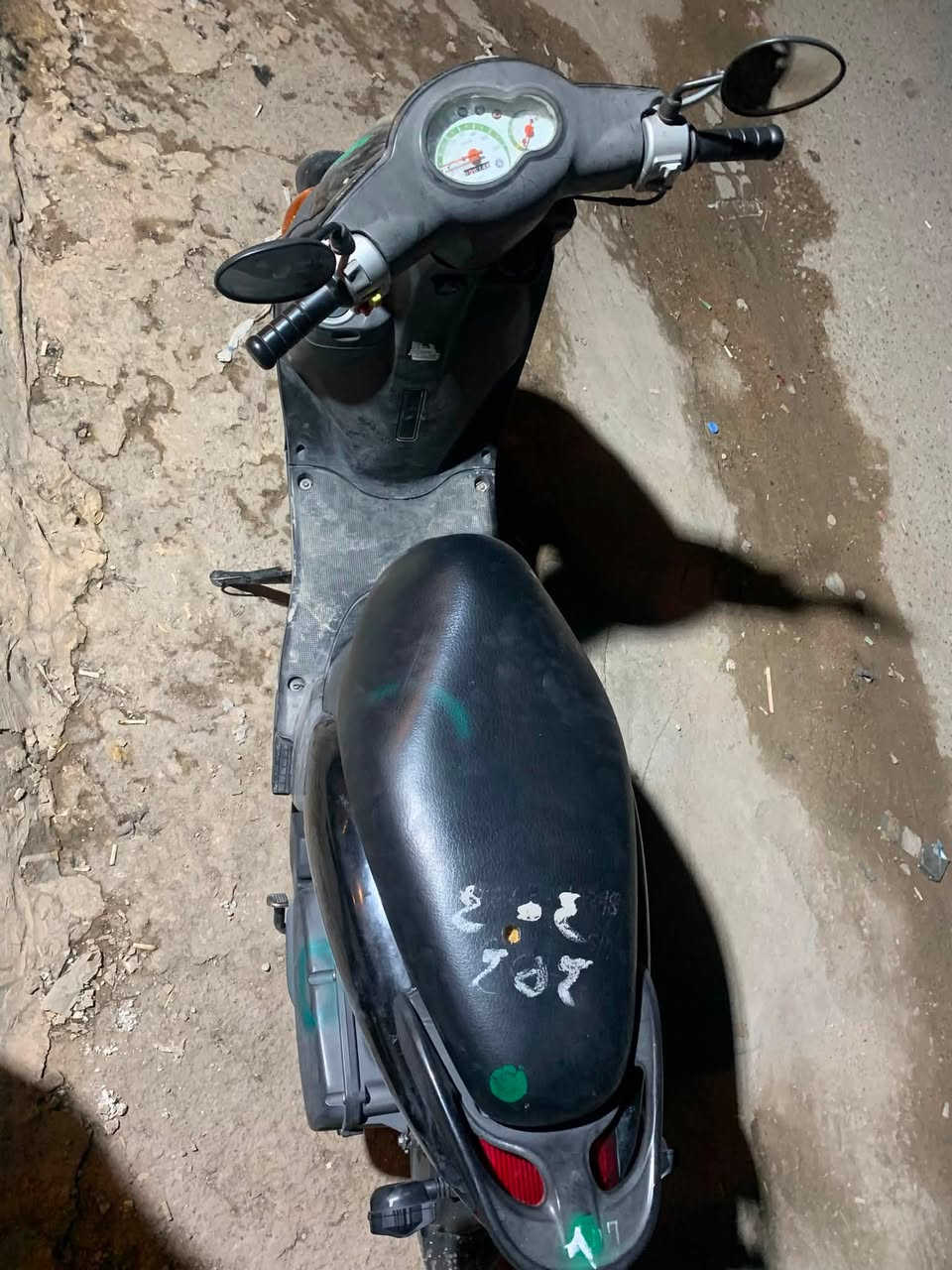 فله نضيفه مال رمبه قبل شهرين منزله مكاني بغداد الراشديه مال احسينيه السعر مليون وخمسين وبيه مجال متوجد على مستعجل على البيعه الواتساب ***********

