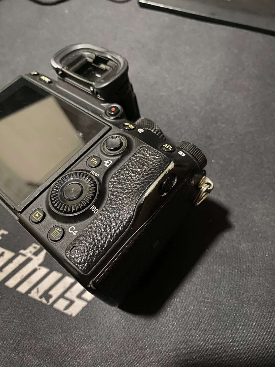 sony a7r mark 3
بۆ فرۆشتن
چەن شوختێکی کەمی هەیە 
کێشەی مۆد گۆڕینی هەیە بەڵام کەمجار وا ئەکات 

shutter : 120k

نرخ : ٧٥٠$

شوێن : سلێمانی


**إذا كنت صاحب هذا الإعلان وتريد حذفه لأي سبب، رجاءا أرسل رسالة إلى الدعم الفني**