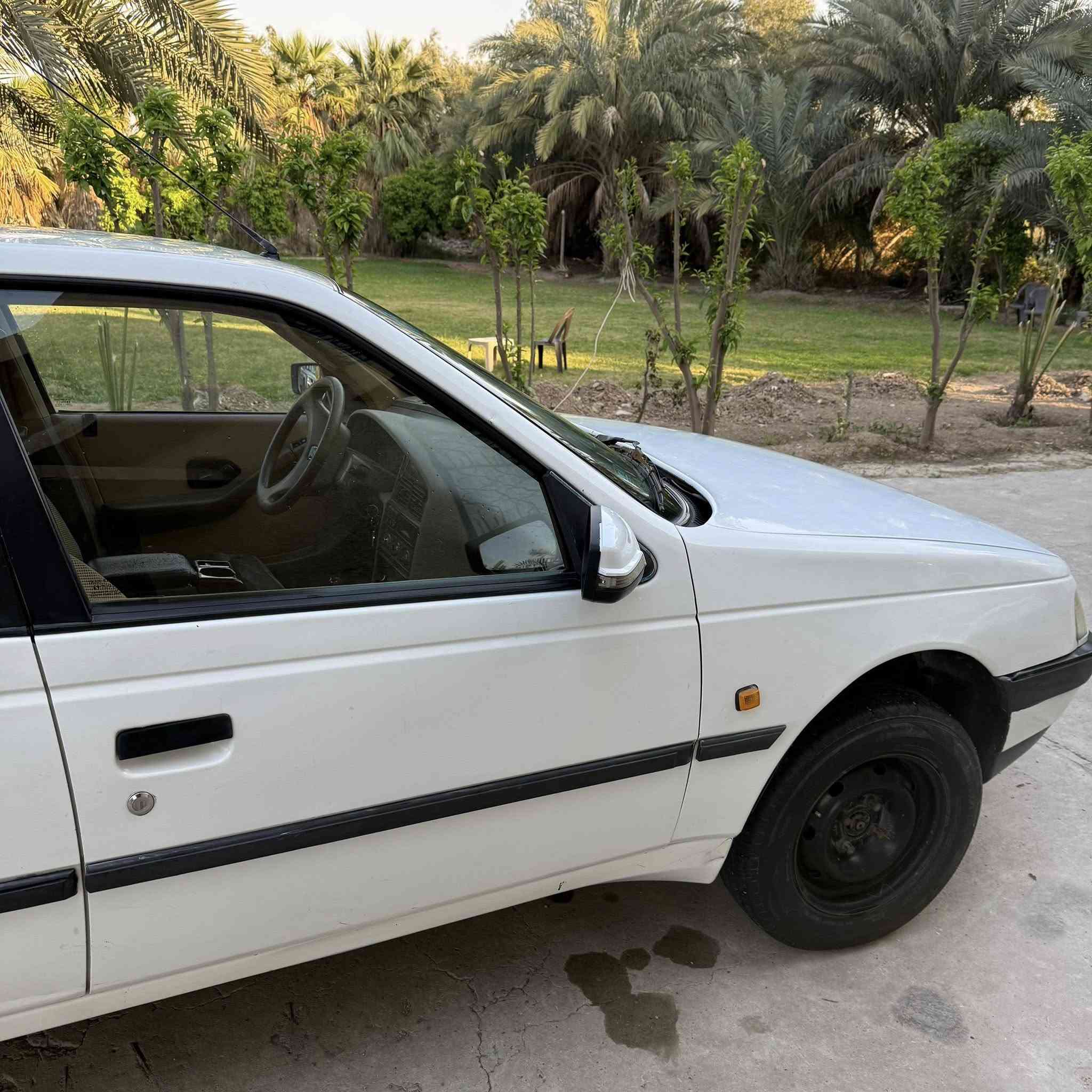 سلام عليكم 
بيجو GLX موديل 2010 رقم بغداد باسمي

موديل 2010 ماشية 116 الف سنوية لل28

 بنيد مبدل طاير ع القمارة 
باقي السيارة كلة بلادي 
صدر كلة جديد خلفي امامي
السيارة على ايد وحدة من استلام الشركة لليوم 
السعر 48 ورقة مكان بغداد زعفرانية ‭0770 242 4543‬
