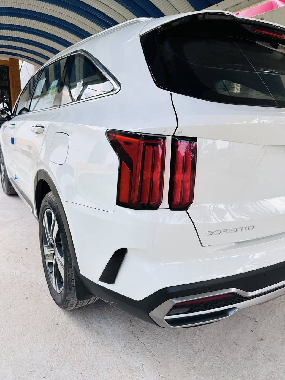 كيا سورنتو 2023 خليجي
السياره احلا من الصوره 

كفاله عامه من كل شىء 

بدون بنراما 

رقم بابل بأسمي مداور مباشر 

ماشيه 53الف فقط 

6سلندر 8كير 

 
كير ماوس 

هاندبريك بصمه

اوتو هولد

نضام منحدرات 

حساسات 360

كامرا خلفية 

جنطة كهرباء 

دشبول 7الوان

7 راكب

3 قطع تبريد

بردات خلفيه

انضمة قيادة

فول تحكم ستيرن وشفتات

شحن وايرلس 

شاشه ابل كار بلي

مرايات اوتو 

يدات كروم واضائه

وبقية المواصفات معروفه 

السيارة بوضع الشركة جديدة جداً 

 مكاني بابل الشوملي 

السعر315 بيه مجال بسيط 

 

***********استفسار اكثر
