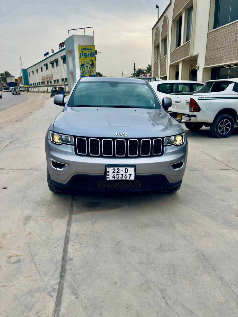 السلام عليكم جيب ورده امريكي 2018. السياره كلش حلوه وجديده حداديه جديده وتاير جديد لايت زنون رقم اربيل سته سلندر  السياره فيها بس قطعتين.          ماشي 50 سياره زيرو         السعر 220    العنوان بابل.      هذ *********** وبي واتساب
