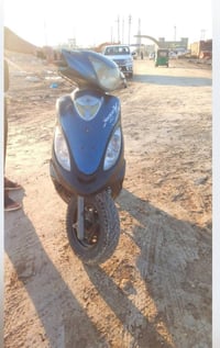 كامكو • سكوتر كهربائي